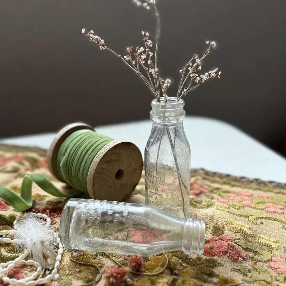 Antique Edison Battery Oil Apothecary Glass Jar